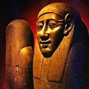 Die Witwe des  Archäologen Cavendish macht sich nun selbst auf die Suche nach einem verfluchten Pharaonengrab, nachdem ihr Mann auf mysteriöse Weise umgekommen ist